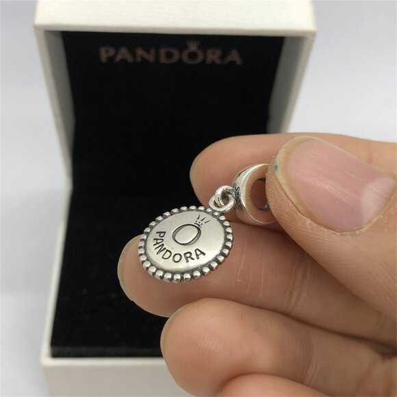 ✨🔥Pandora New York Giants Exclusive Dangle Charm  Pendant, S925 - Picture 3 of 6